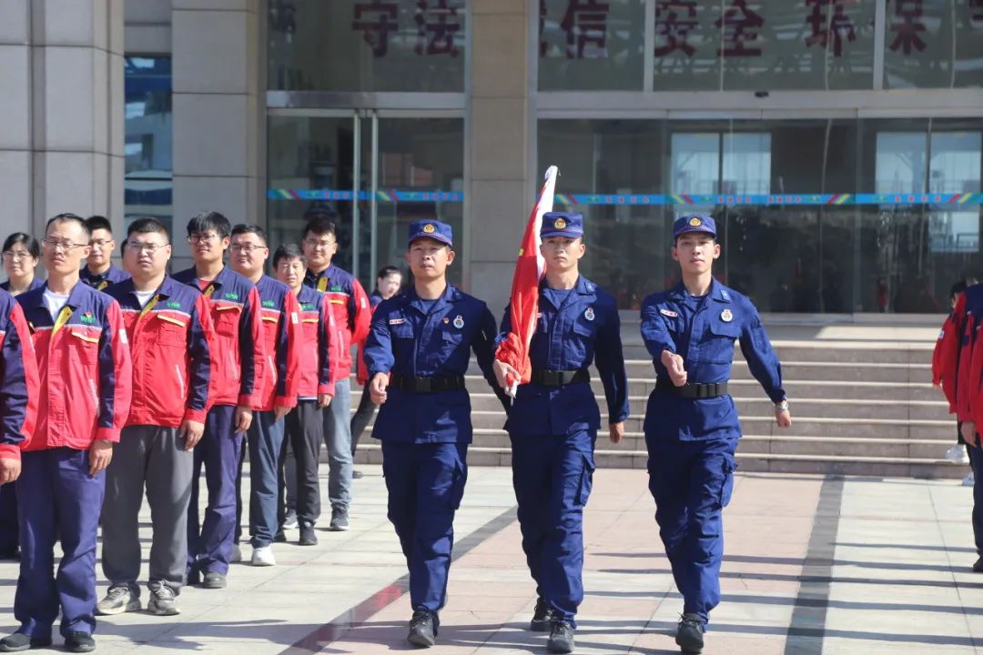 員工生(shēng)活 